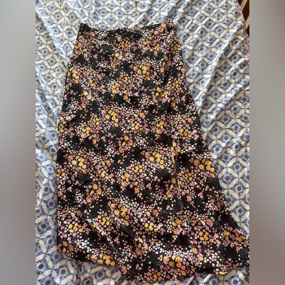 Forever 21 Black Floral Skirt